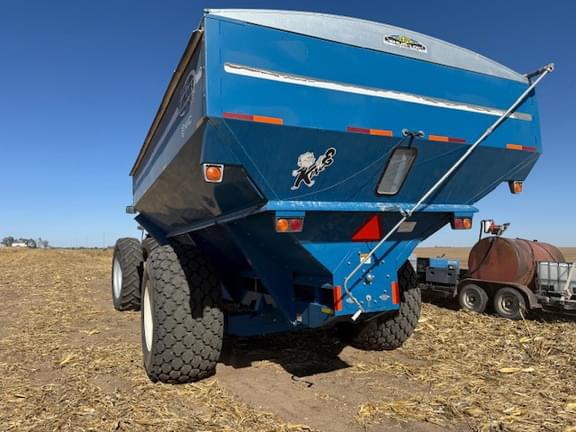 Image of Kinze 850 equipment image 3