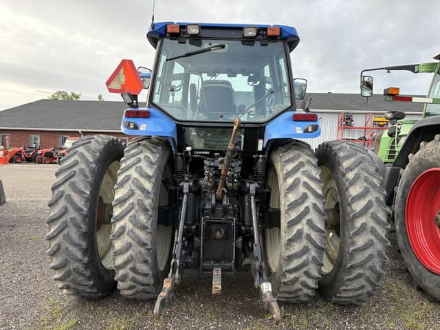 Image of New Holland TM175 equipment image 3