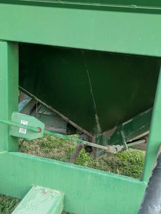 Image of Unverferth 5000 equipment image 3