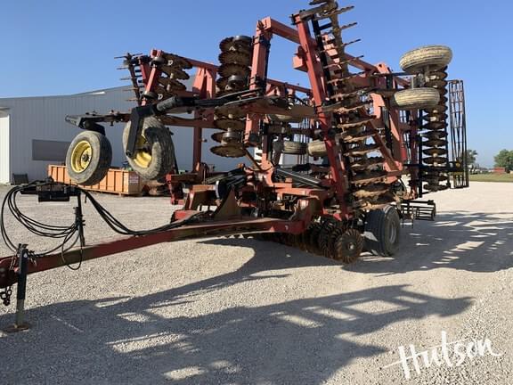 Image of Case IH 330 equipment image 1