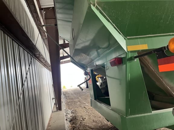 Image of Frontier GC1106 equipment image 4