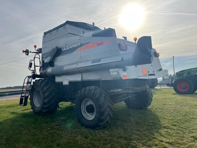 Image of Gleaner R65 equipment image 1