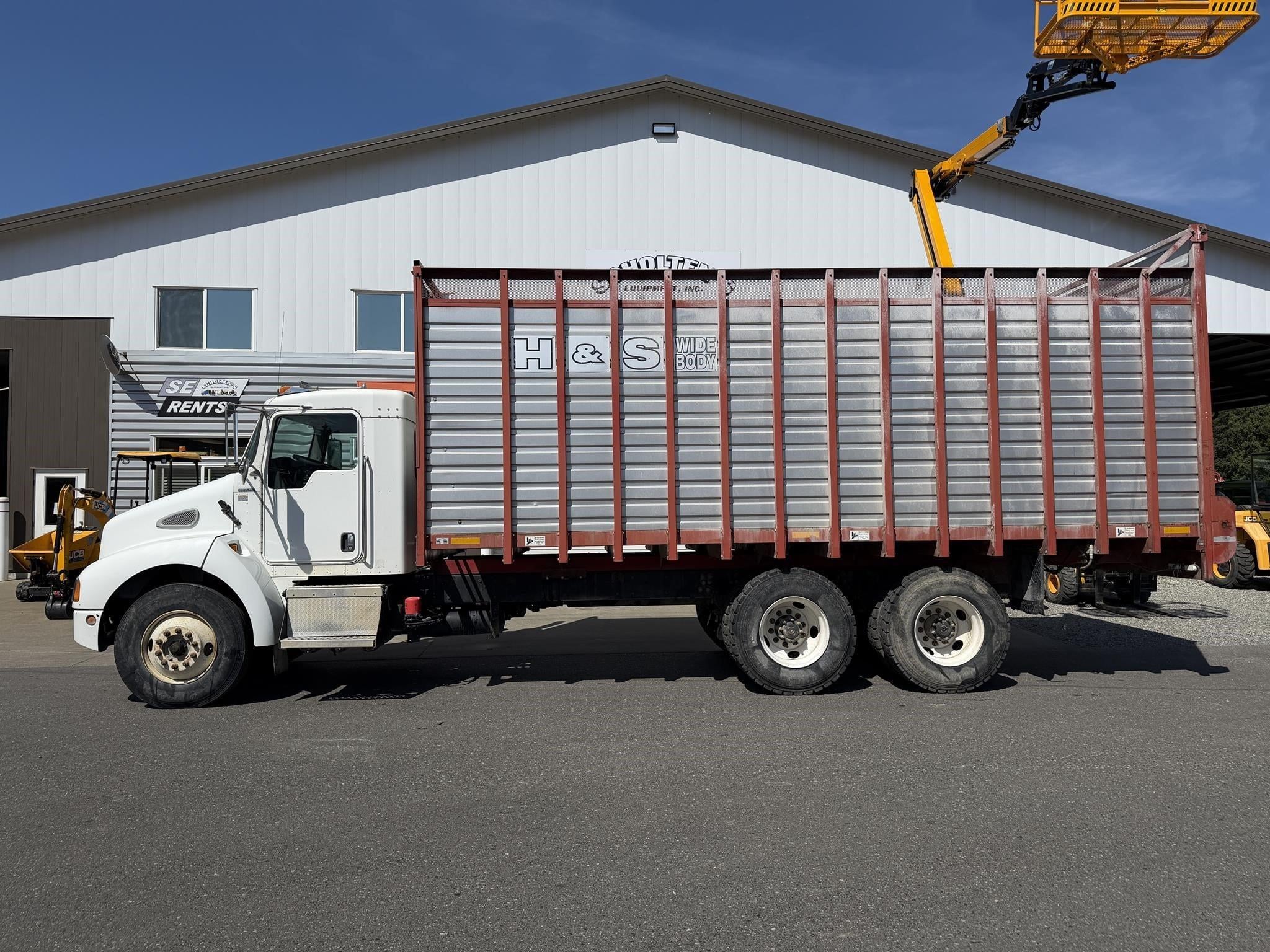 2007 Kenworth T300 Equipment Image0