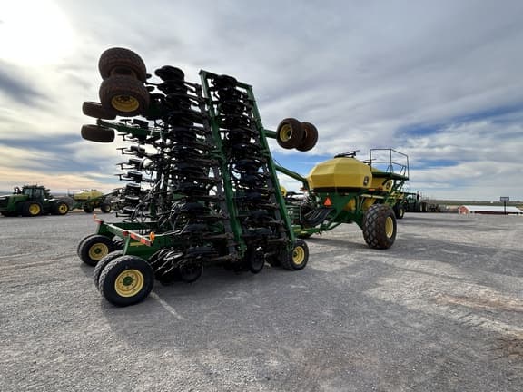 Image of John Deere 1890 equipment image 4