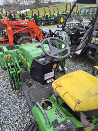 Image of John Deere 2305 Image 1