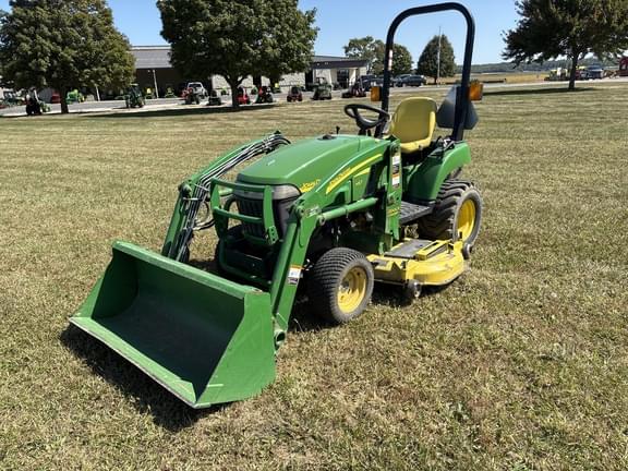 Image of John Deere 2305 Primary image