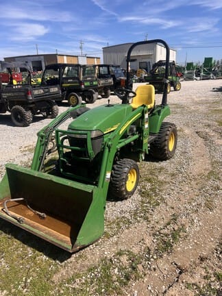 2007 John Deere 2305 Equipment Image0