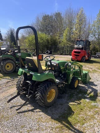 Image of John Deere 2305 equipment image 4
