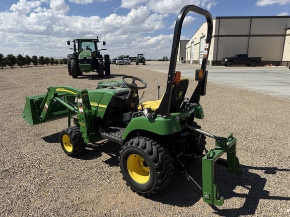 Image of John Deere 2305 equipment image 2