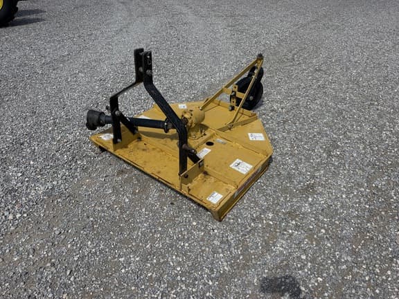 Image of John Deere 2305 equipment image 1