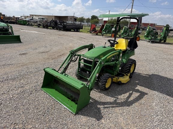 Image of John Deere 2305 Primary image
