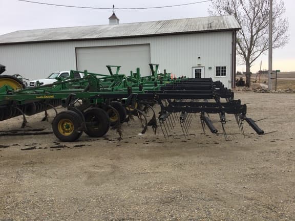 Image of John Deere 2310 equipment image 2