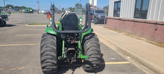 Image of John Deere 3320 equipment image 3