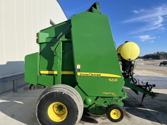 Image of John Deere 568 Primary image