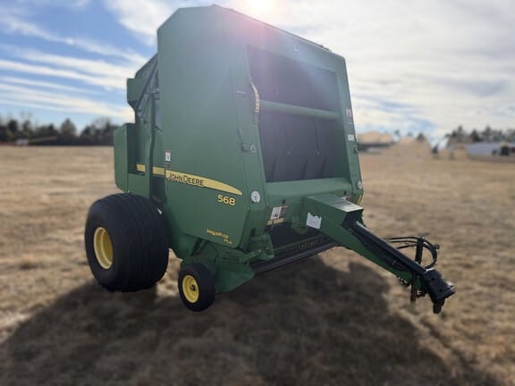 2007 John Deere 568 Equipment Image0