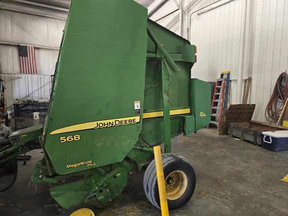 Image of John Deere 568 Primary image