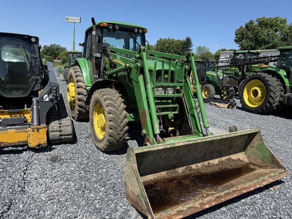 Image of John Deere 7320 equipment image 4