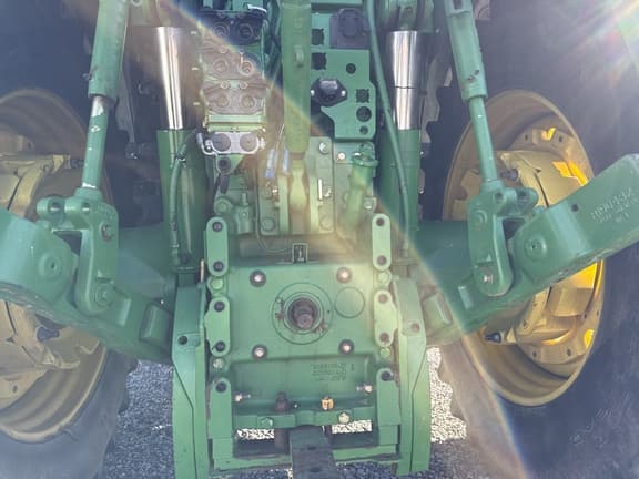 Image of John Deere 7730 equipment image 2