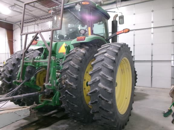 Image of John Deere 8130 equipment image 3