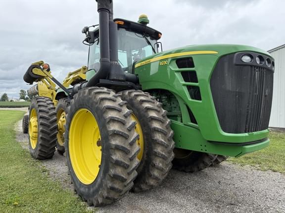 Image of John Deere 9230 Primary image