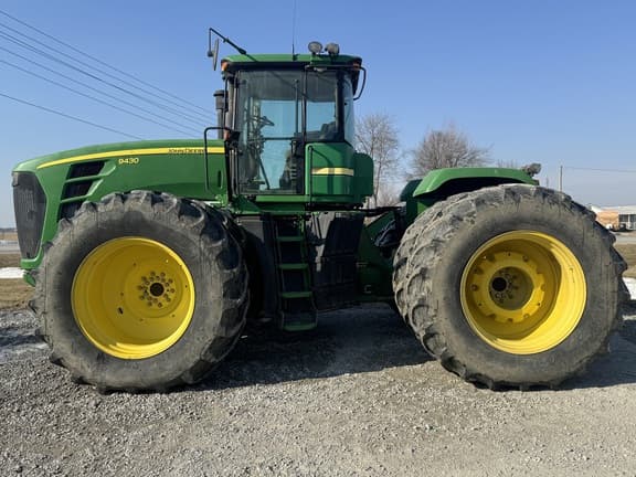 Image of John Deere 9430 equipment image 1