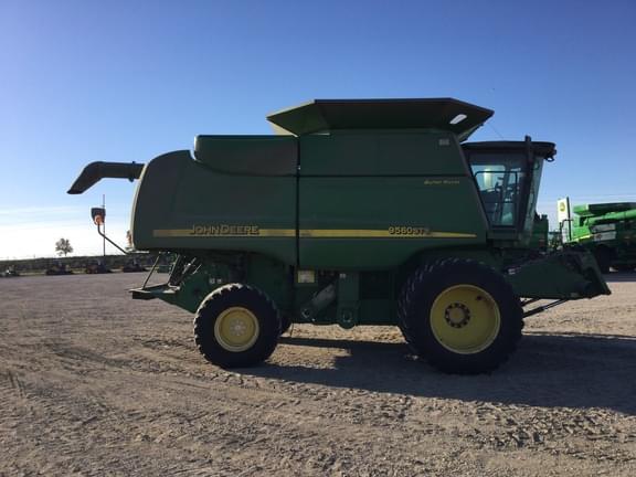 Image of John Deere 9560 STS equipment image 2