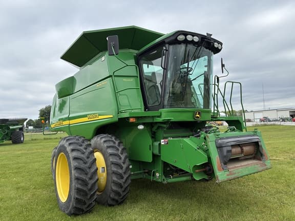 Image of John Deere 9560 STS equipment image 2