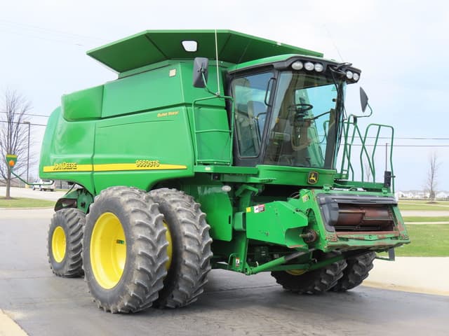 Image of John Deere 9660 STS equipment image 4