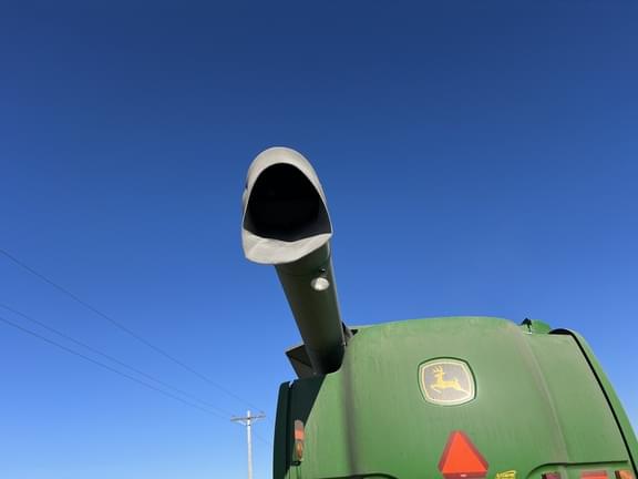 Image of John Deere 9660 STS equipment image 2