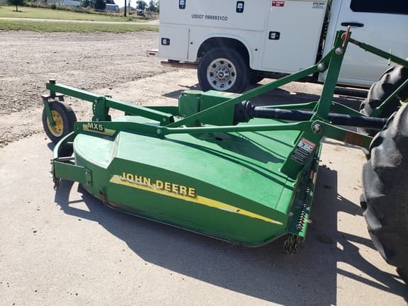 Image of John Deere MX5 equipment image 1