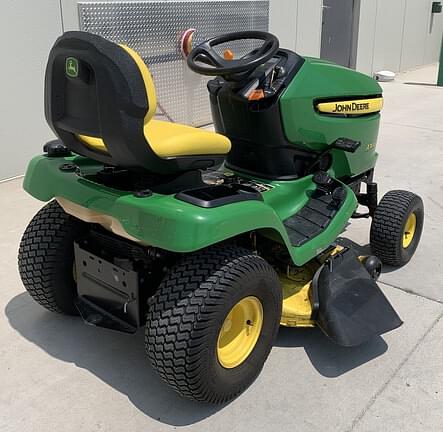 Image of John Deere X300 equipment image 2