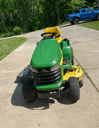 2007 John Deere X500 Equipment Image0