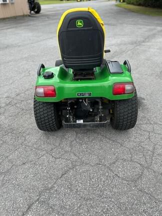 Image of John Deere X724 equipment image 3