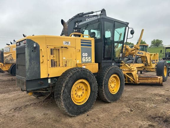Image of Komatsu GD655 equipment image 3