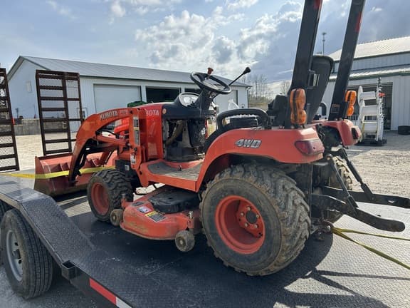 Image of Kubota BX2350 equipment image 4