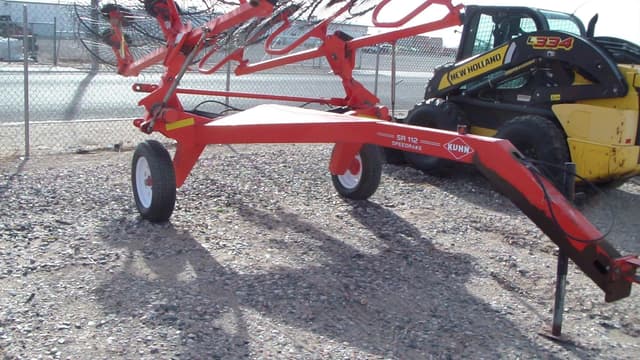 Image of Kuhn SR112 equipment image 2