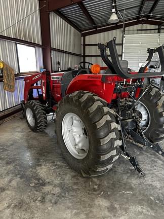 Image of Massey Ferguson 1547 equipment image 3