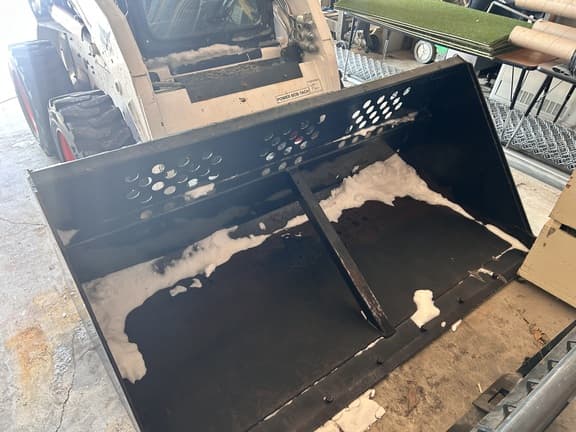 Image of Bobcat S185 equipment image 3