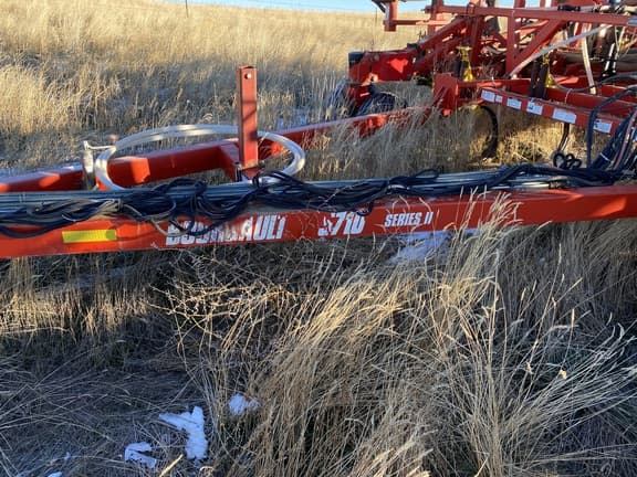 Image of Bourgault 5710 equipment image 3