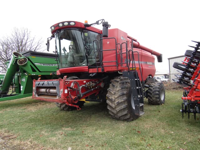 Image of Case IH 8010 equipment image 1