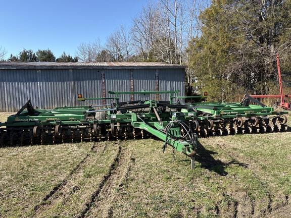 2008 Great Plains 3000TT Equipment Image0