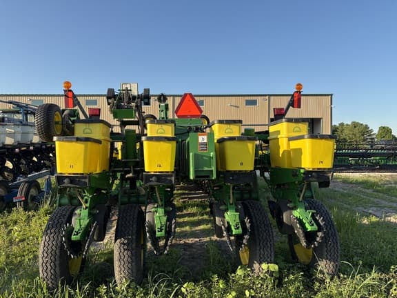 Image of John Deere 1770 equipment image 4