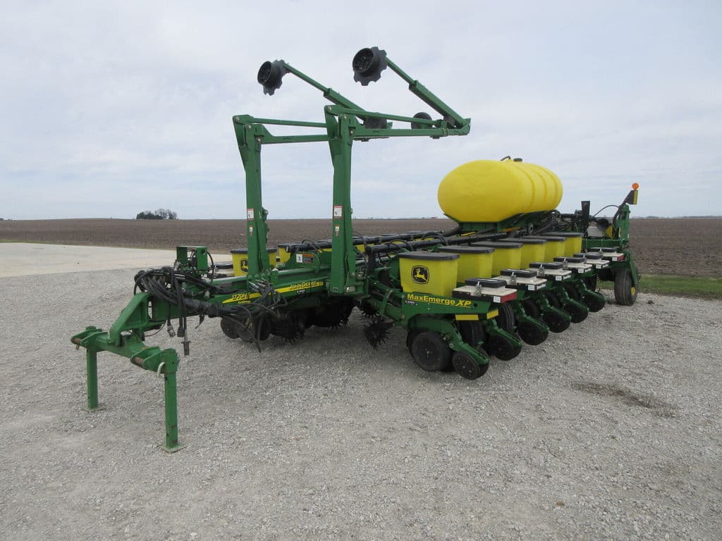 Image of John Deere 1770 Primary image