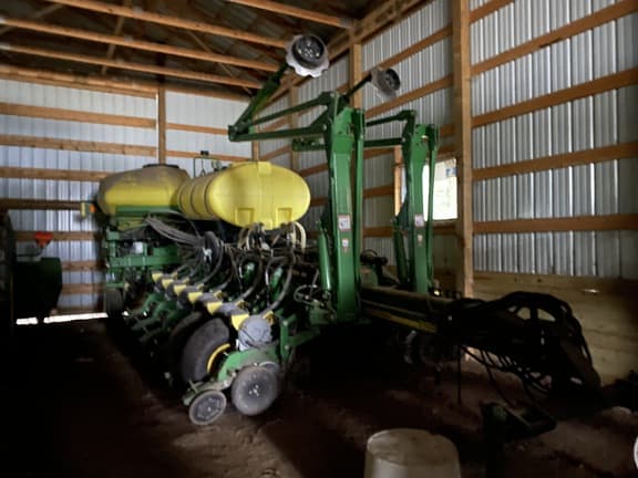 Image of John Deere 1770 Primary image
