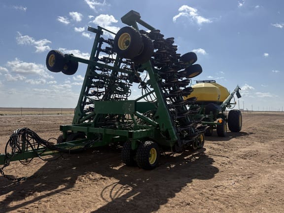 2008 John Deere 1890 Equipment Image0