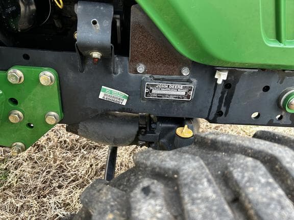 Image of John Deere 2305 equipment image 2