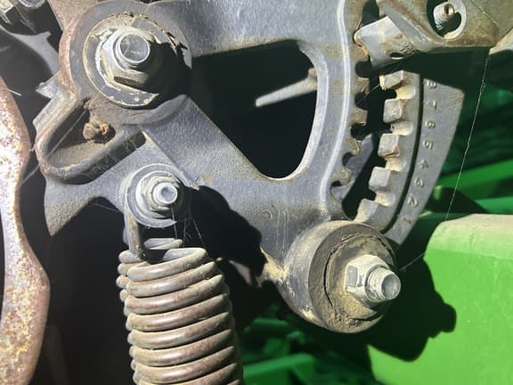 Image of John Deere 2510H equipment image 2