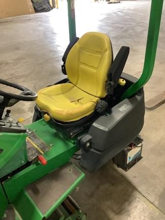 Image of John Deere 2653B equipment image 3