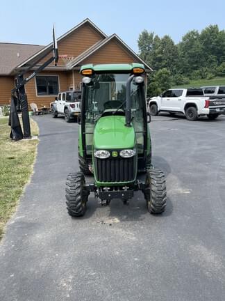 Image of John Deere 3320 equipment image 4