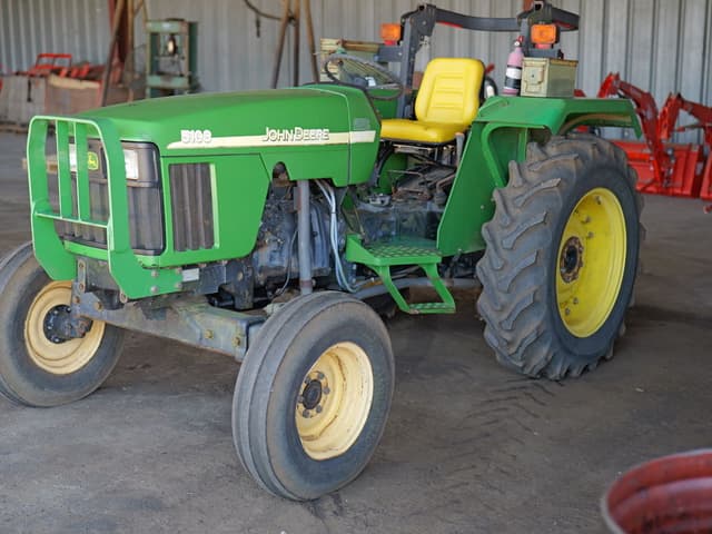 Image of John Deere 5103 equipment image 1